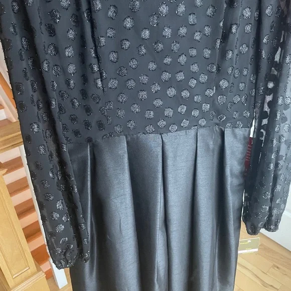 Holiday new years NWT Taylor black dress with pockets! - Picture 5 of 17